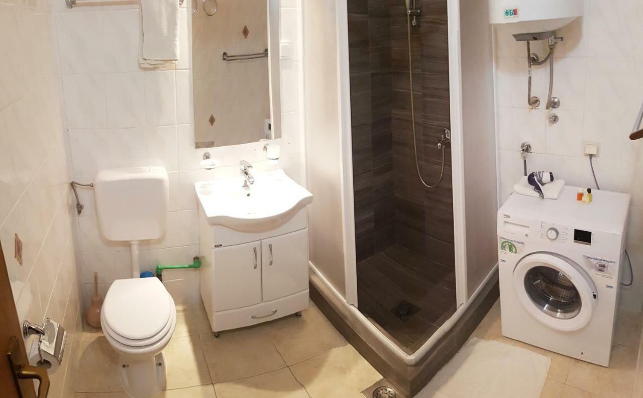 Apartment Danijela ブドヴァ エクステリア 写真