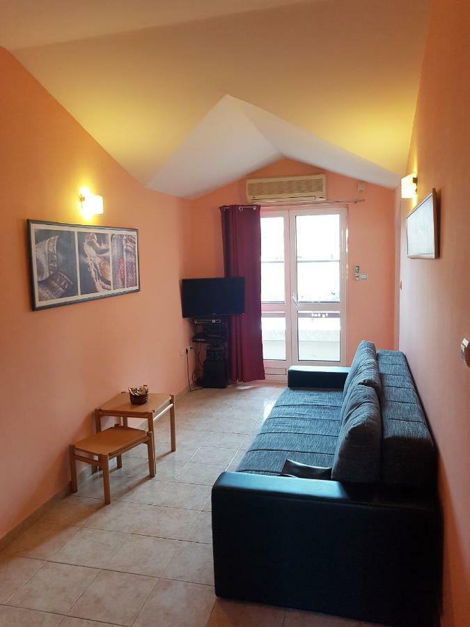 Apartment Danijela ブドヴァ エクステリア 写真